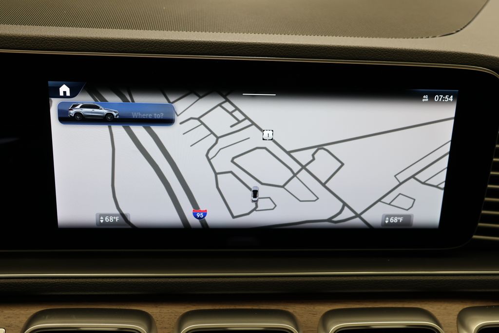 Thumbnail: 2026 Mercedes-Benz GLE - 25