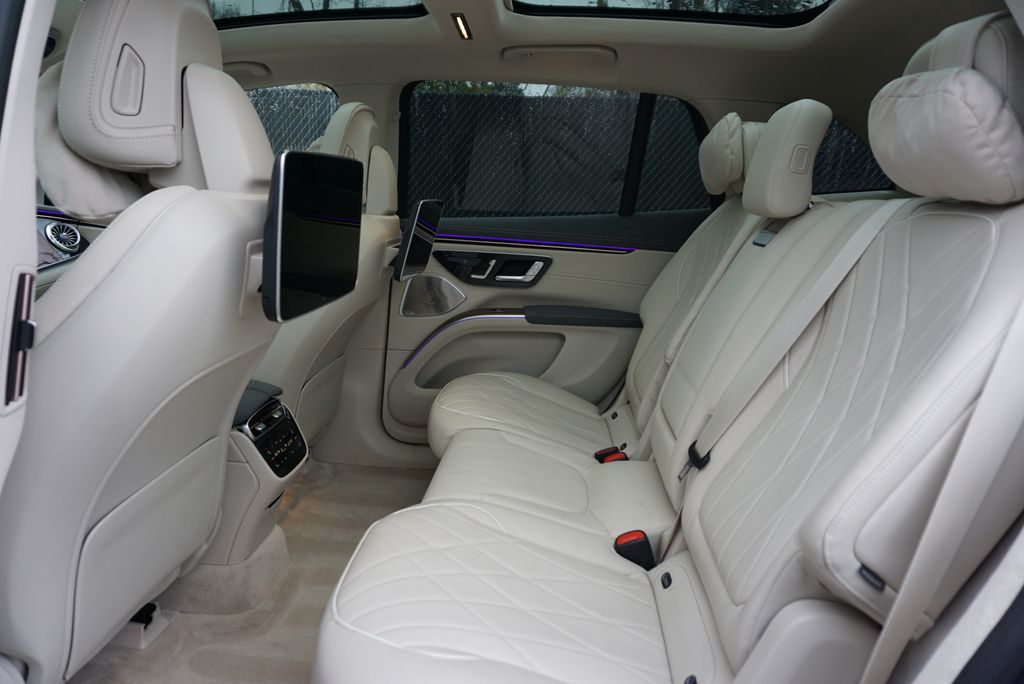 Thumbnail: 2023 Mercedes-Benz EQS - 13