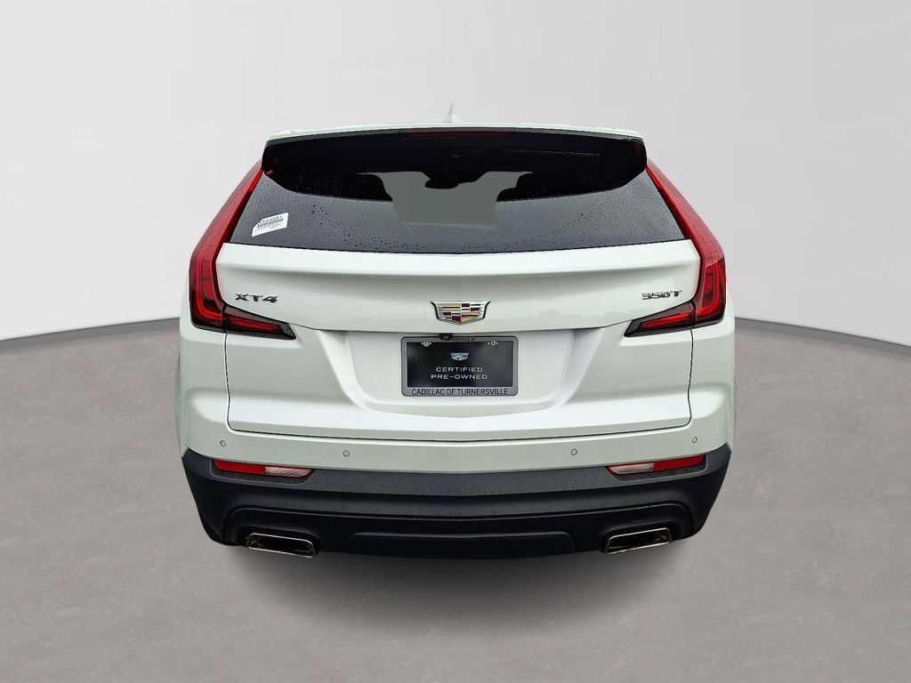 Thumbnail: 2022 Cadillac XT4 - 5