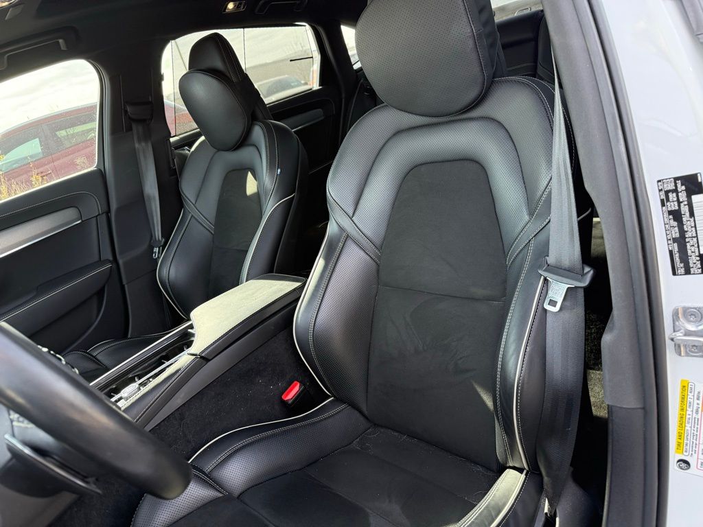 Thumbnail: 2020 Volvo S90 - 8