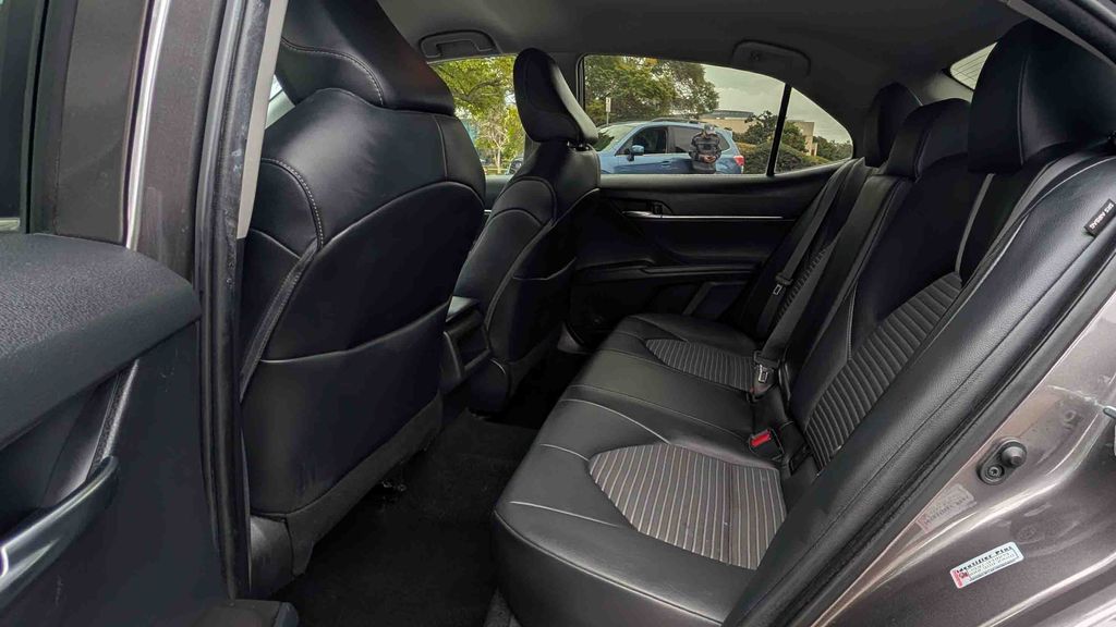 Used 2022 Toyota Camry SE 4D Sedan