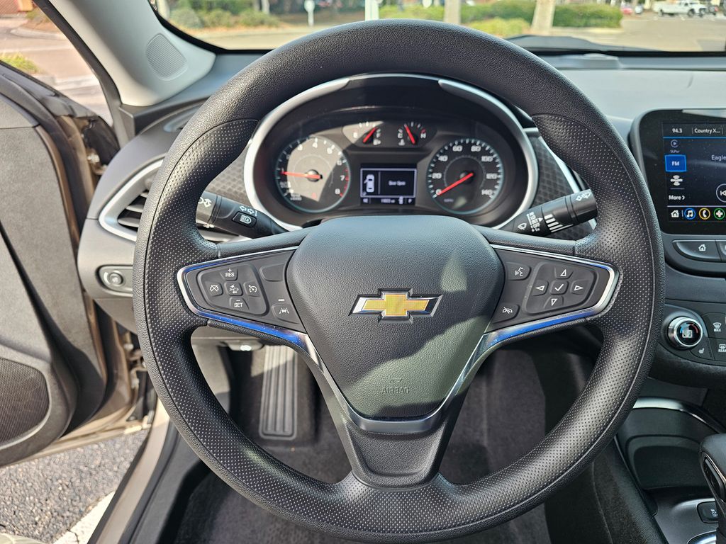 2024 Chevrolet Malibu LT 24