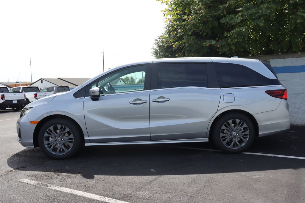 Thumbnail: 2025 Honda Odyssey - 2