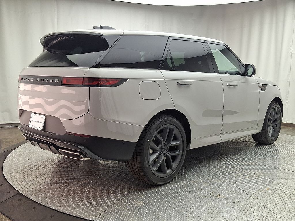 Thumbnail: 2026 Land Rover Range Rover Sport - 3