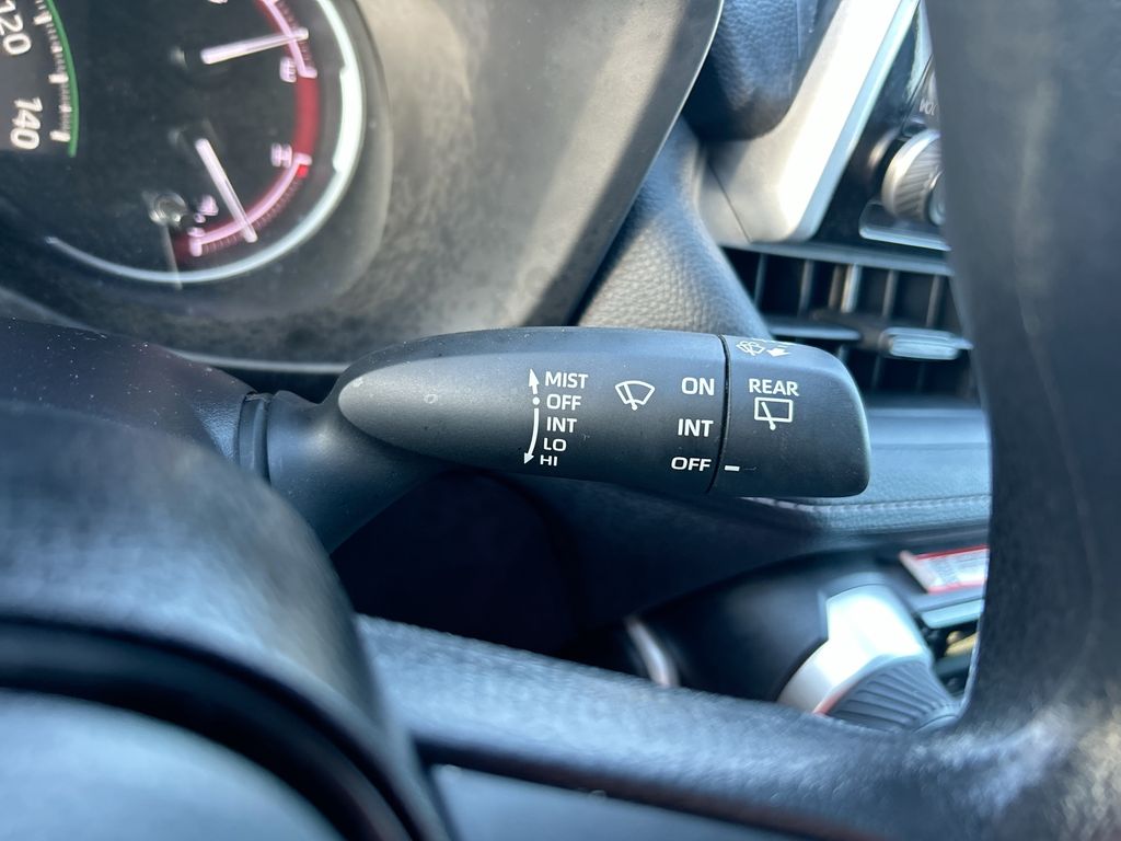 Thumbnail: 2025 Toyota RAV4 - 18