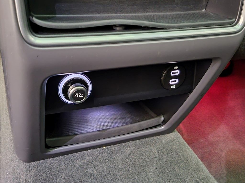 Thumbnail: 2022 Porsche Cayenne - 19