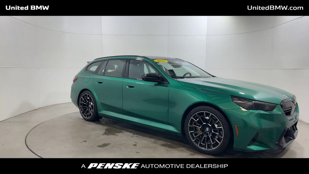 Thumbnail: 2025 BMW M5 - 2