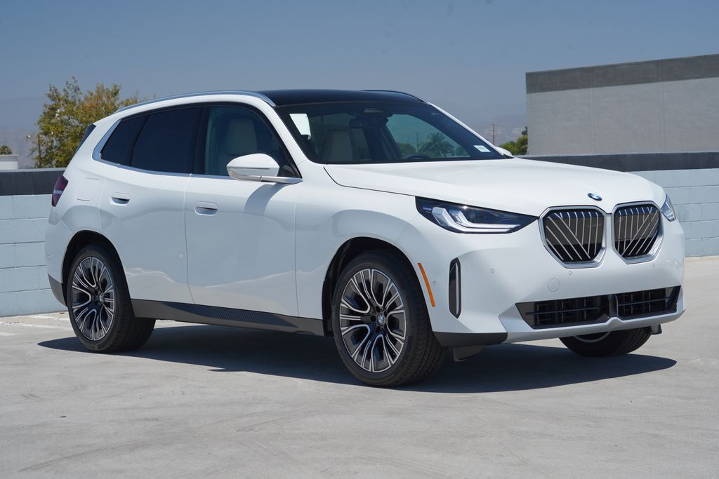 Thumbnail: 2026 BMW X3 - 3