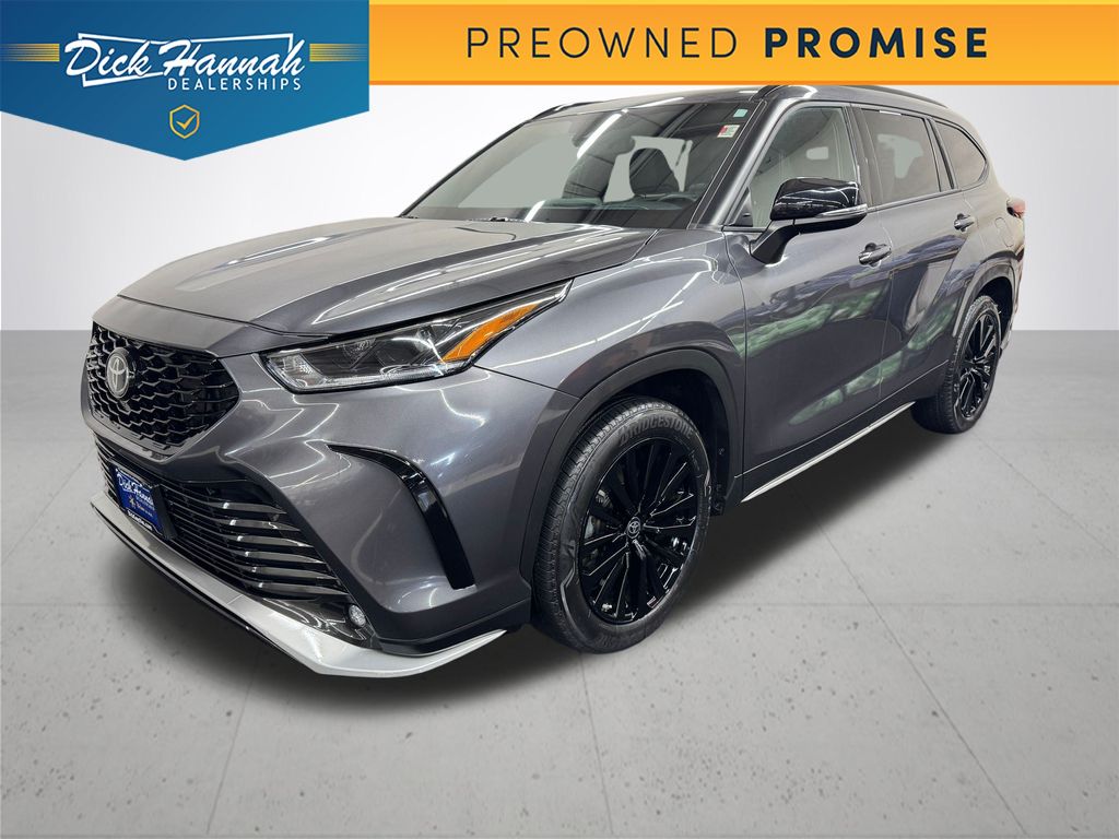 2024 Toyota Highlander LE