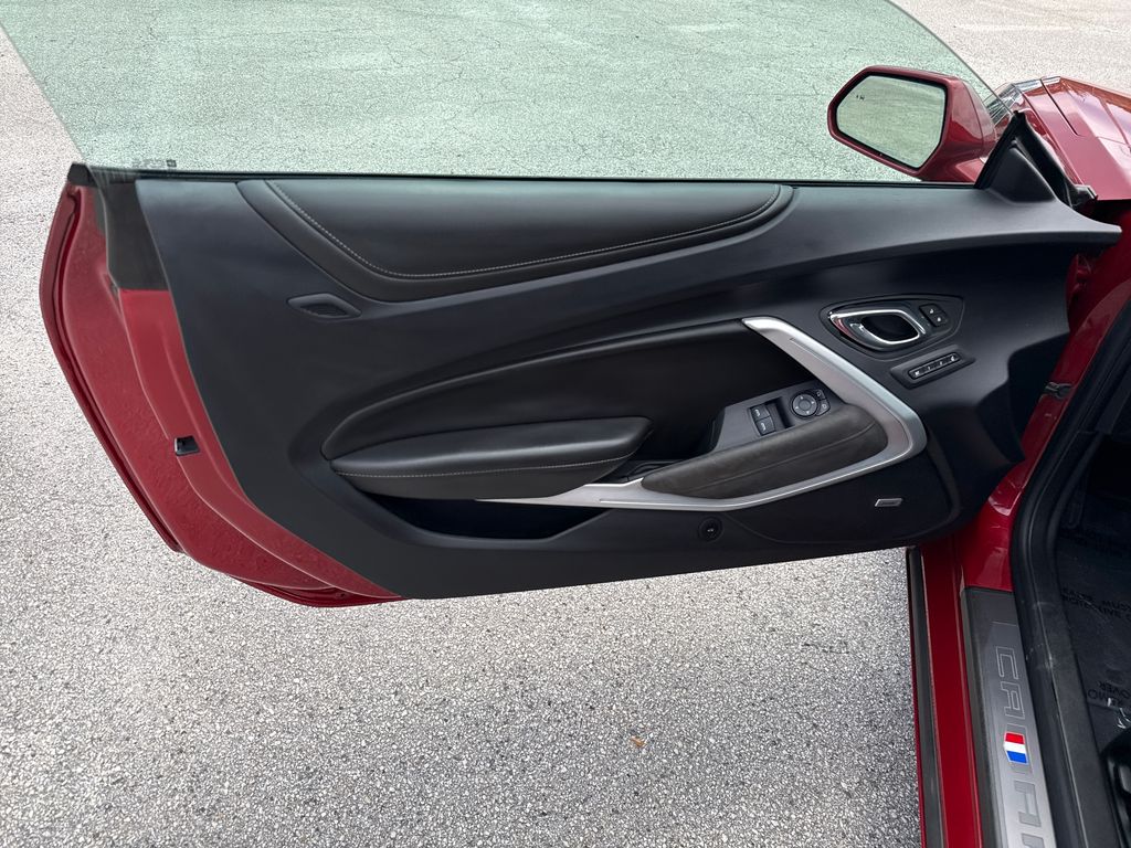 Used 2016 Red Chevrolet SS image 14