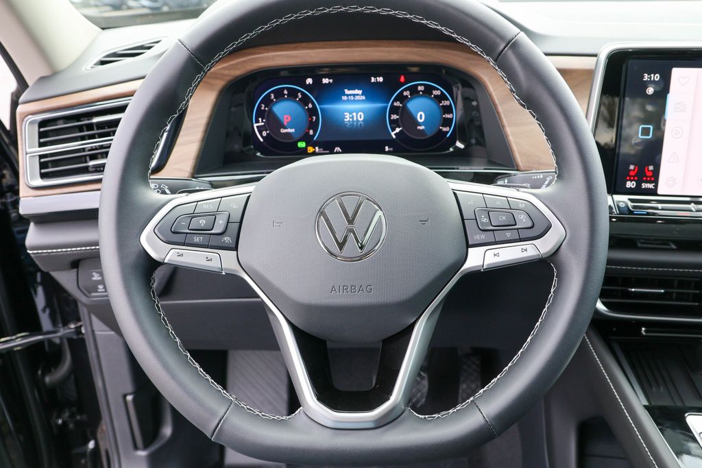 2025 Volkswagen Atlas 2.0T SE w/Technology 17