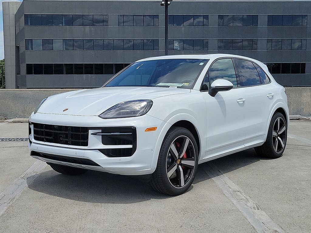 2024 Porsche Cayenne S -
                  Vienna, VA