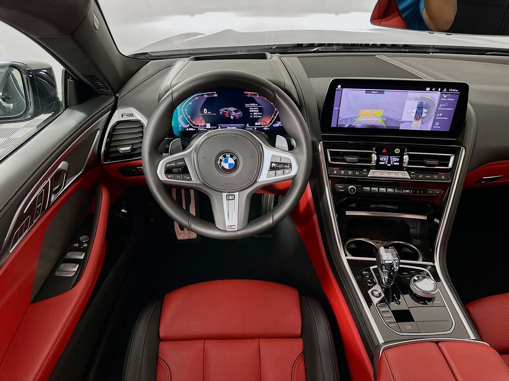 Thumbnail: 2025 BMW 8 Series - 23