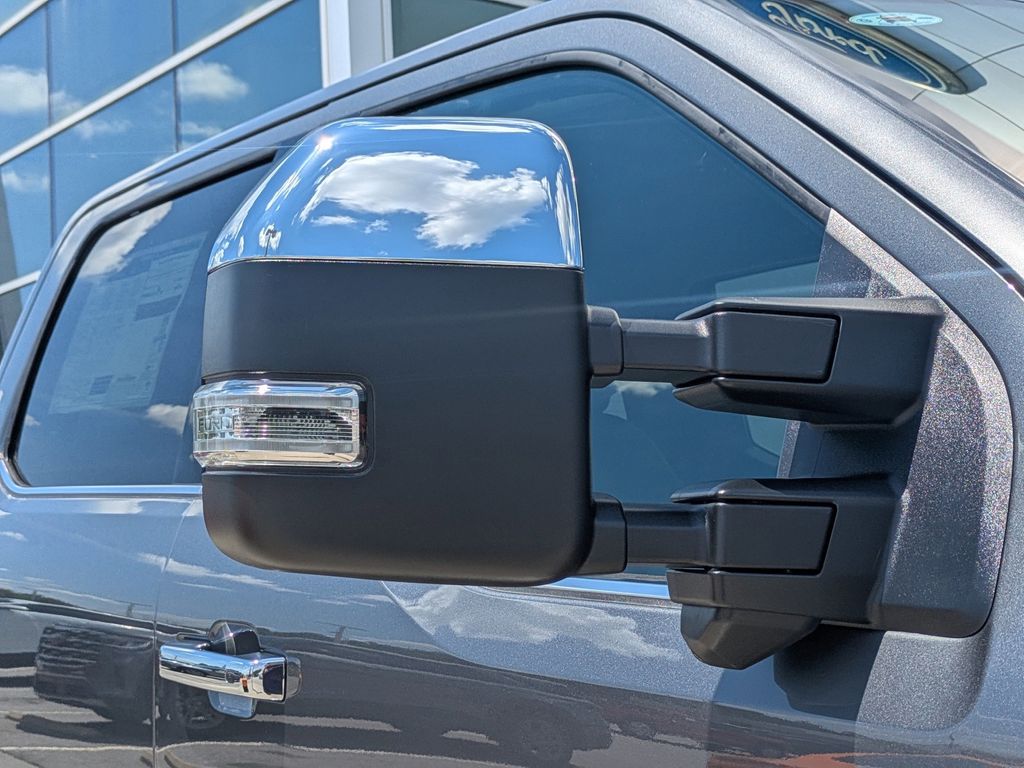 2026 Ford F-350 Super Duty LARIAT