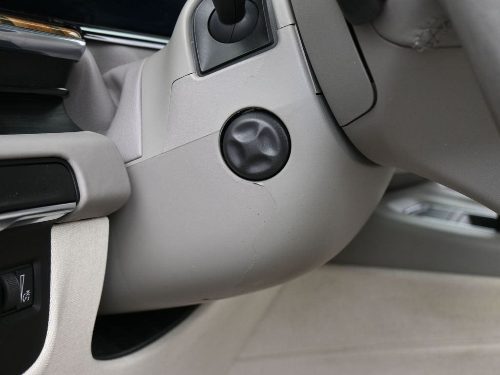 Used 2021 Black Raven Cadillac Sport Platinum image 15