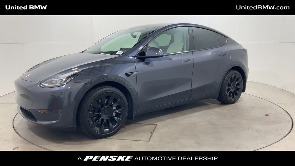 2022 Tesla Model Y Long Range 4