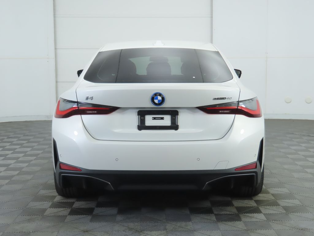 Thumbnail: 2025 BMW i4 - 6