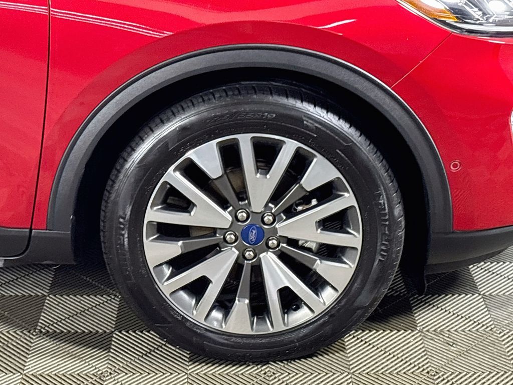2020 Ford Escape Hybrid Titanium