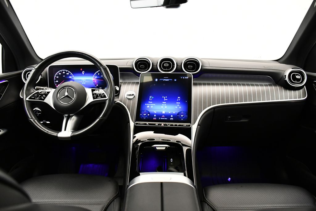 Thumbnail: 2024 Mercedes-Benz GLC - 19