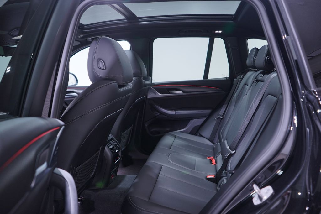 Thumbnail: 2024 BMW X3 - 9