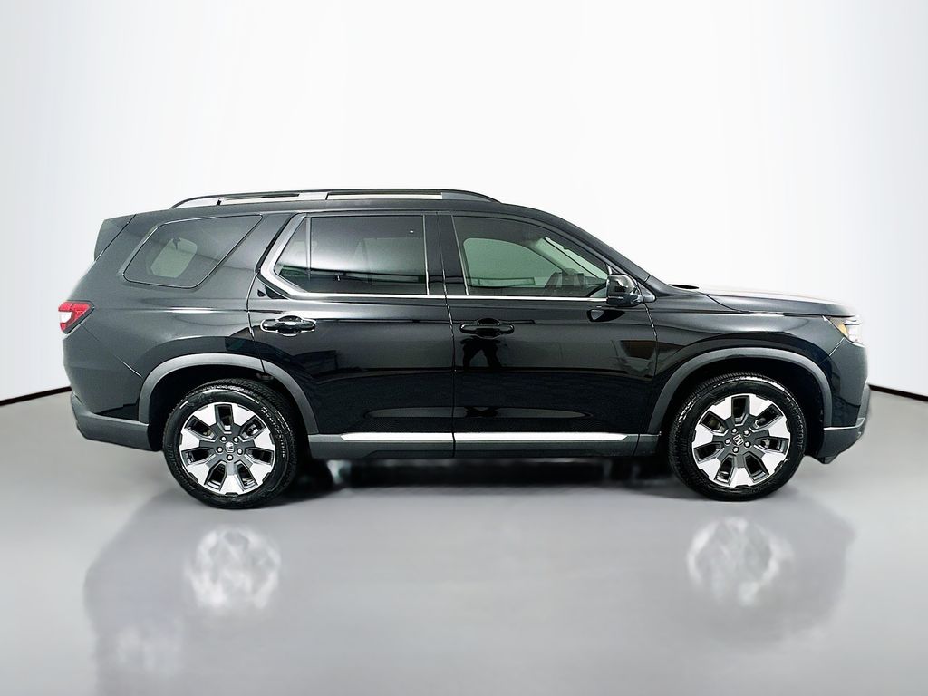 Thumbnail: 2026 Honda Pilot - 4