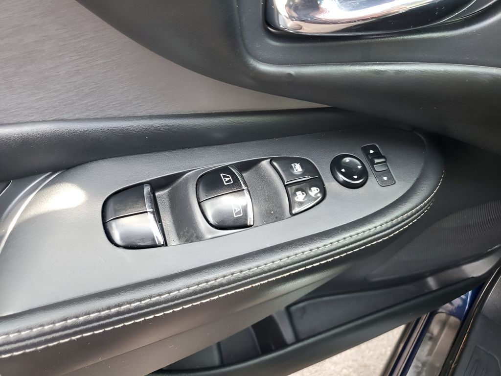 Used Car 2020 Nissan Murano  Sl For Sale Under $20,000 In Austin, Texas