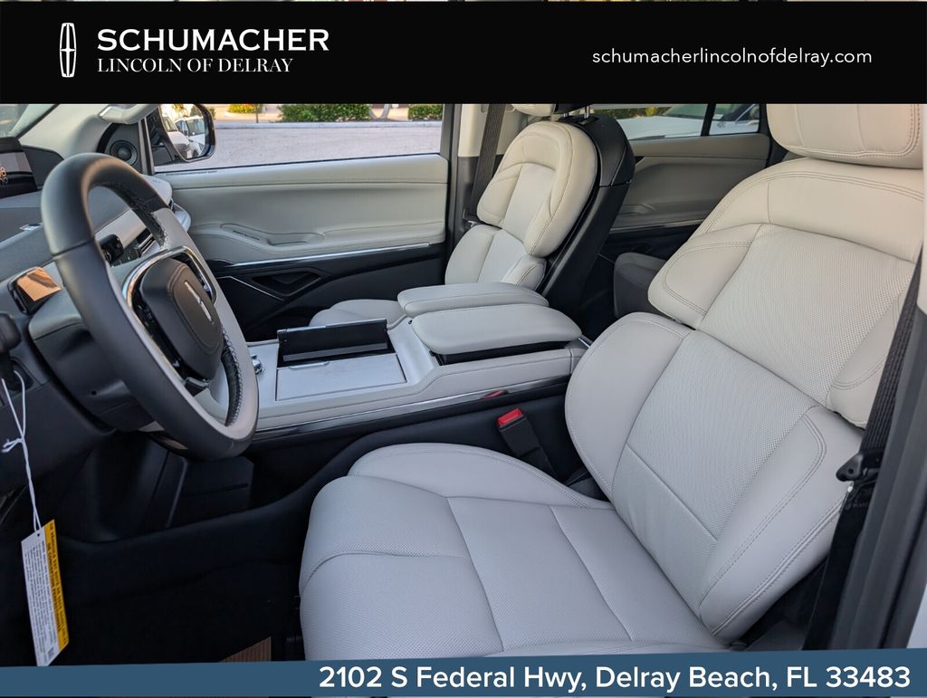 new 2026 Lincoln Navigator L car, priced at $98,640