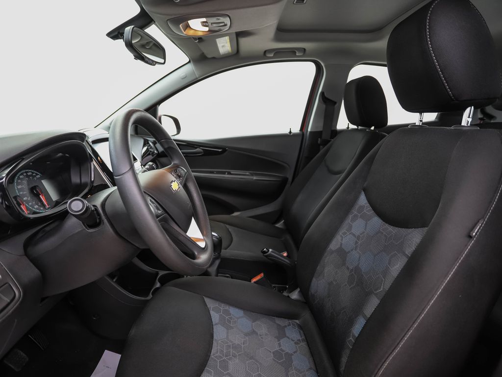 Thumbnail: 2017 Chevrolet Spark - 10