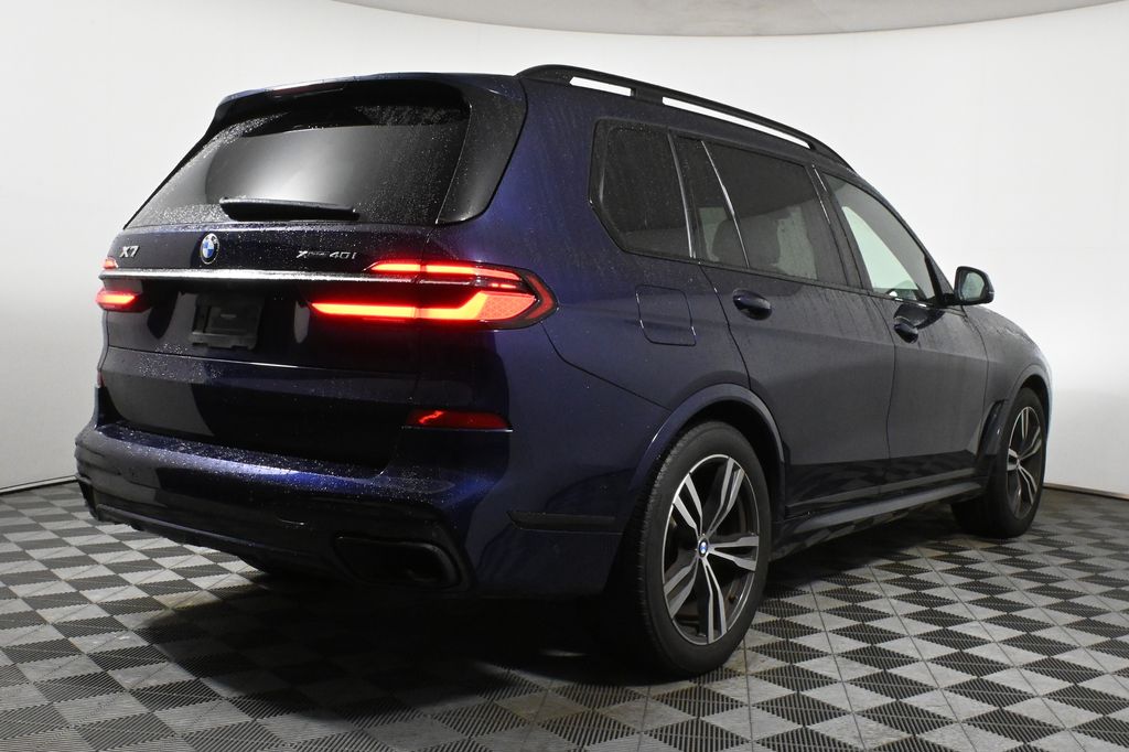 2023 BMW X7 xDrive40i 6