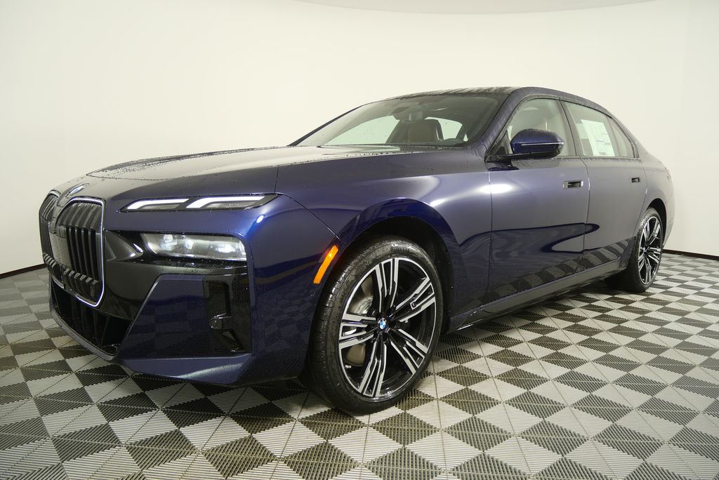 Thumbnail: 2026 BMW 7 Series - 8