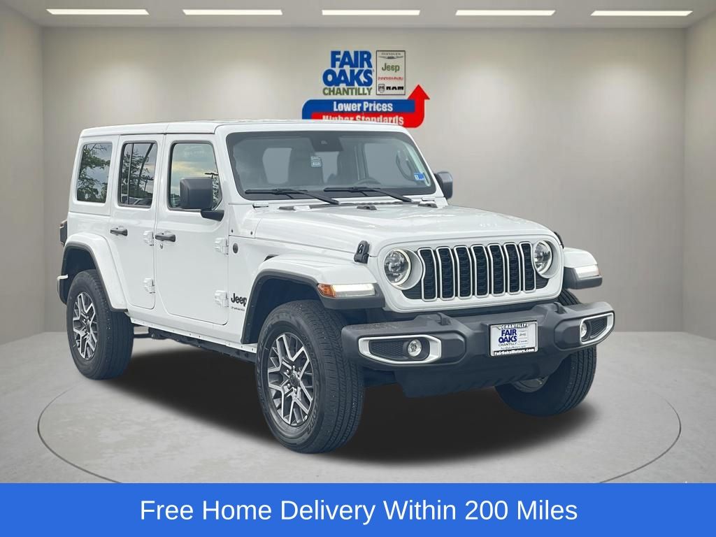 Bright White Clearcoat 2025 Jeep Wrangler Sahara 4-Door 4WD SUV / Crossover Four-Wheel Drive 8-Speed Automatic