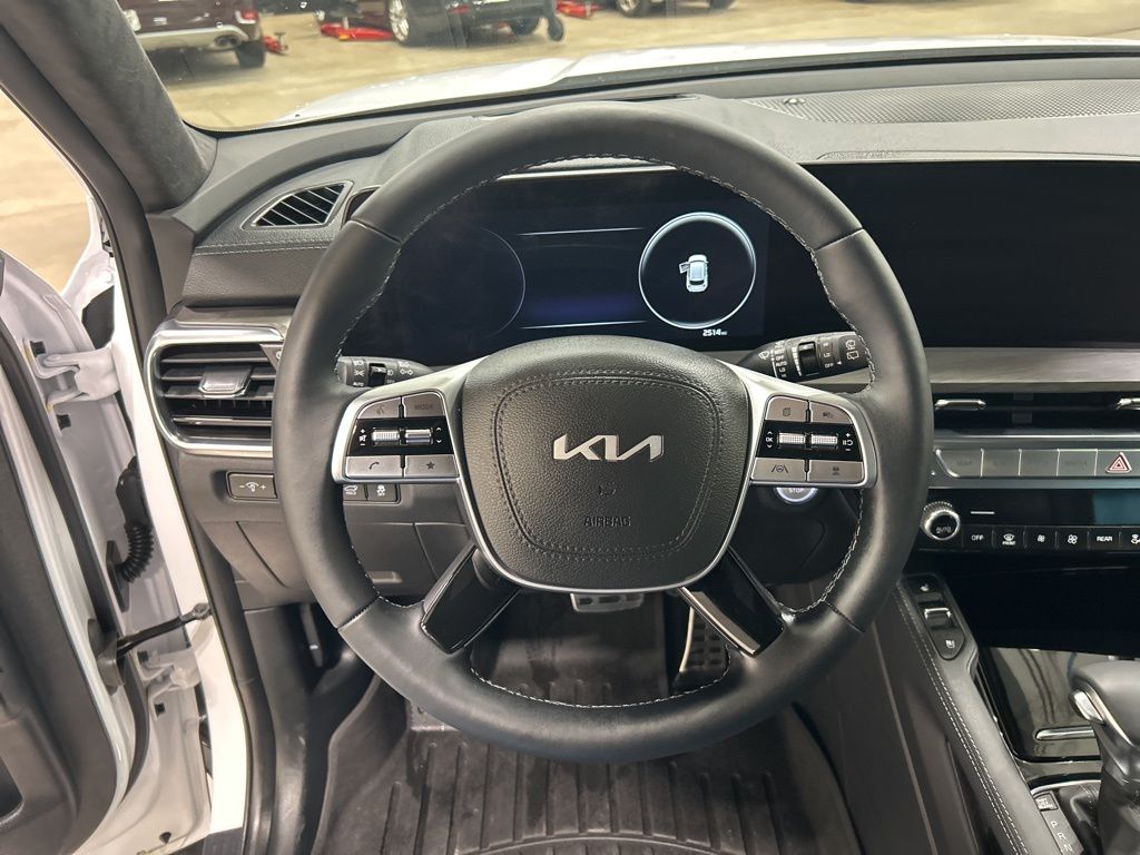 used 2025 Kia Telluride car, priced at $50,262