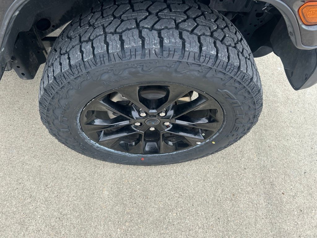 Used 2024 Jeep Wrangler SUV