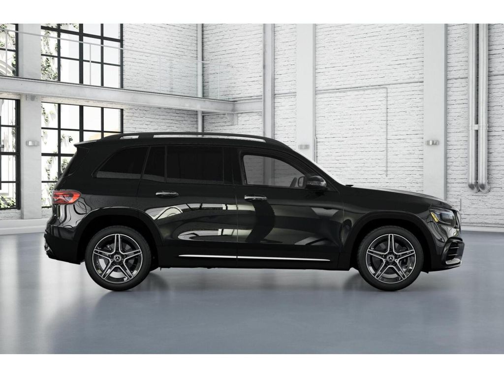 2025 Mercedes-Benz GLB 250 2