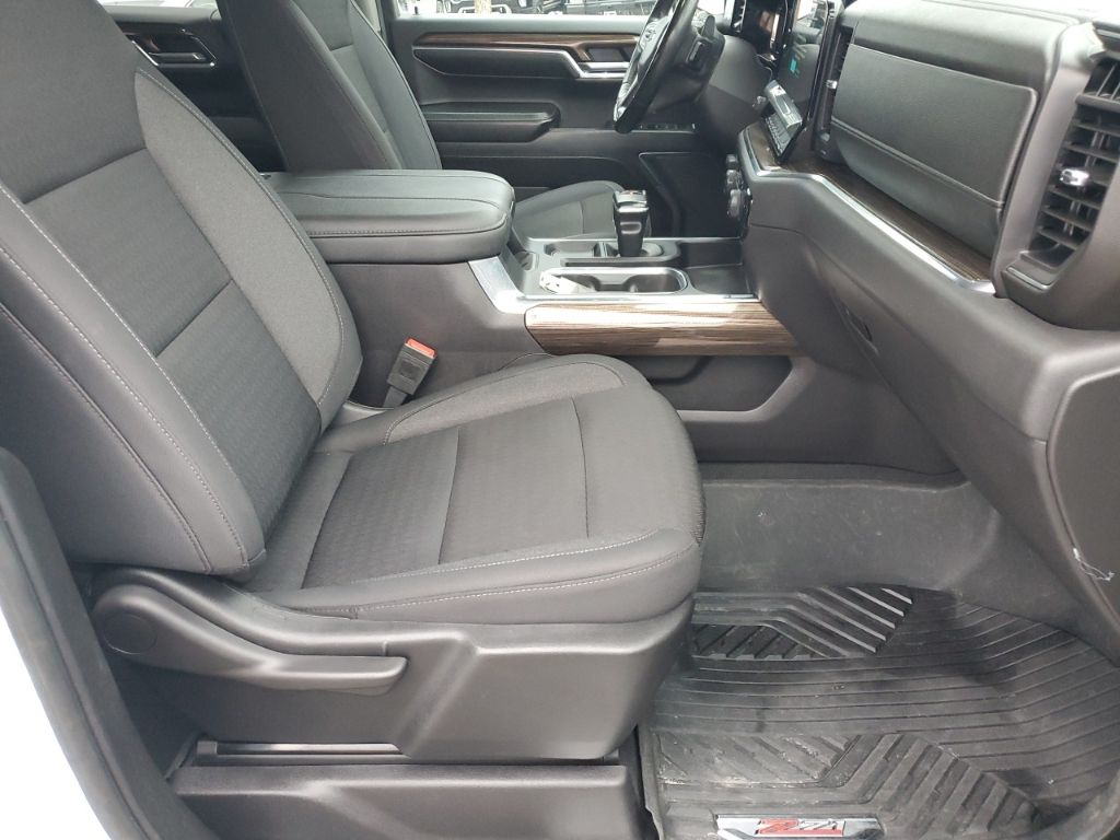 Used Car 2024 Chevrolet Silverado 1500  Lt Trail Boss For Sale Under $50,000 In Austin, Texas