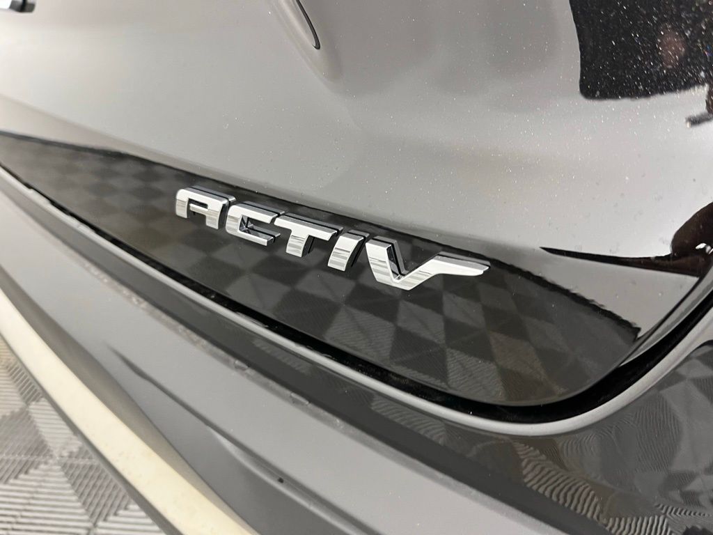 Thumbnail: 2026 Chevrolet Trax - 16