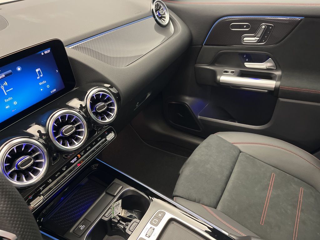 Thumbnail: 2026 Mercedes-Benz GLA - 22