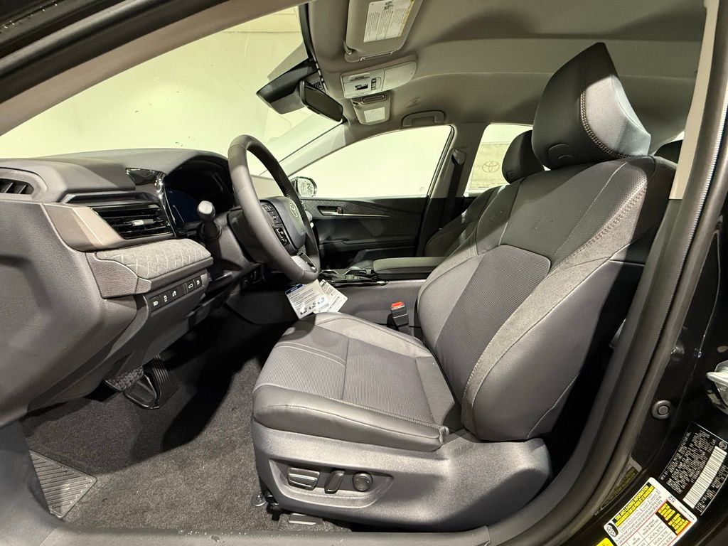 Thumbnail: 2026 Toyota Camry - 12