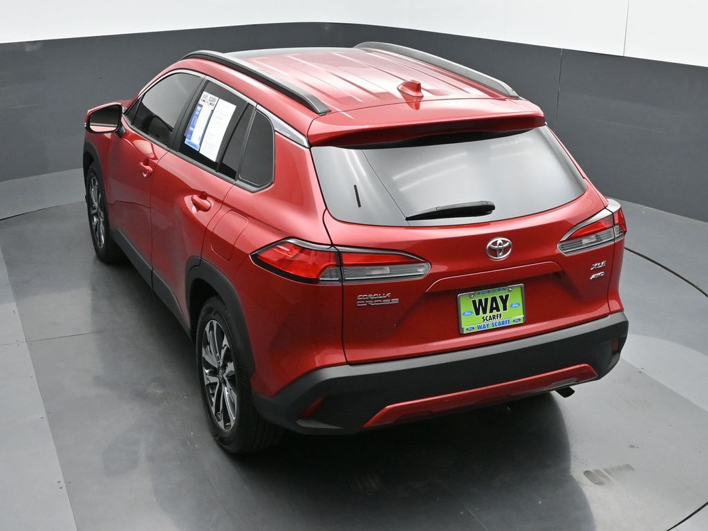 2023 Toyota Corolla Cross XLE