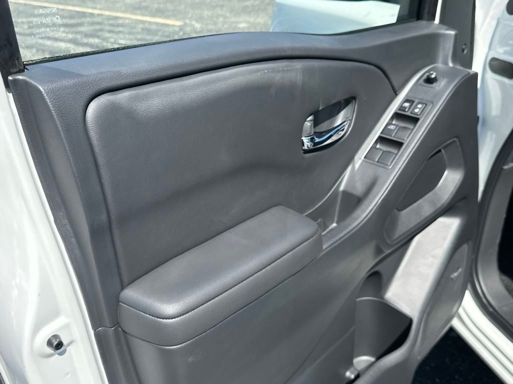 2025 Nissan Frontier SV photo