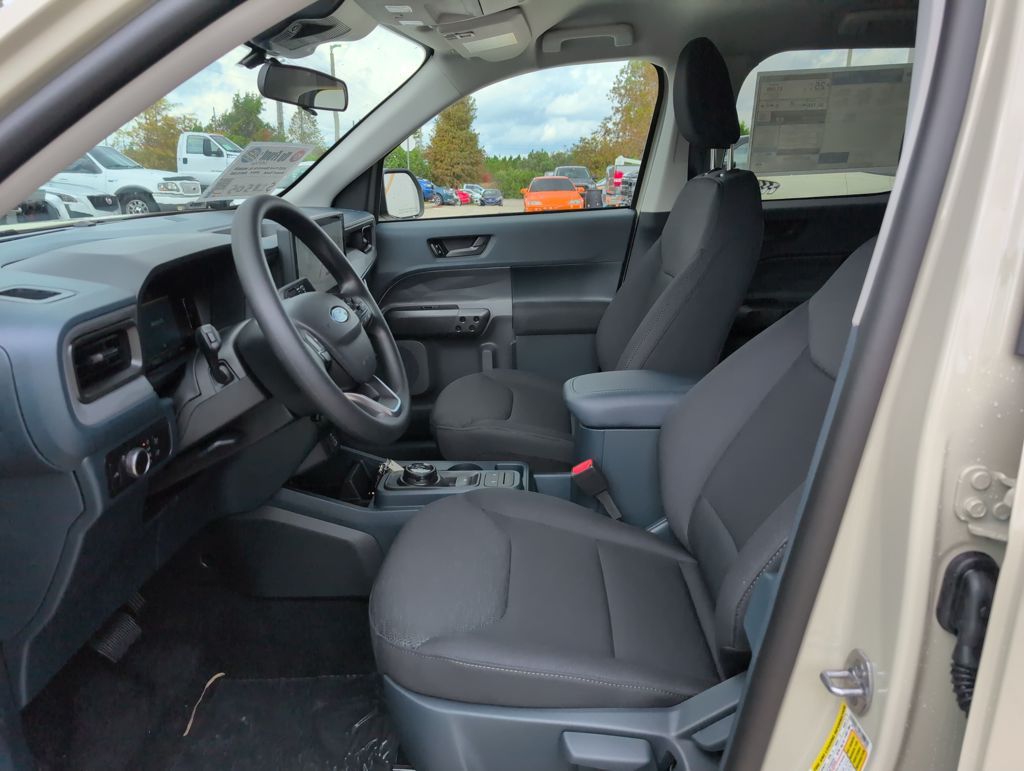 2025 Ford Maverick XL photo 3