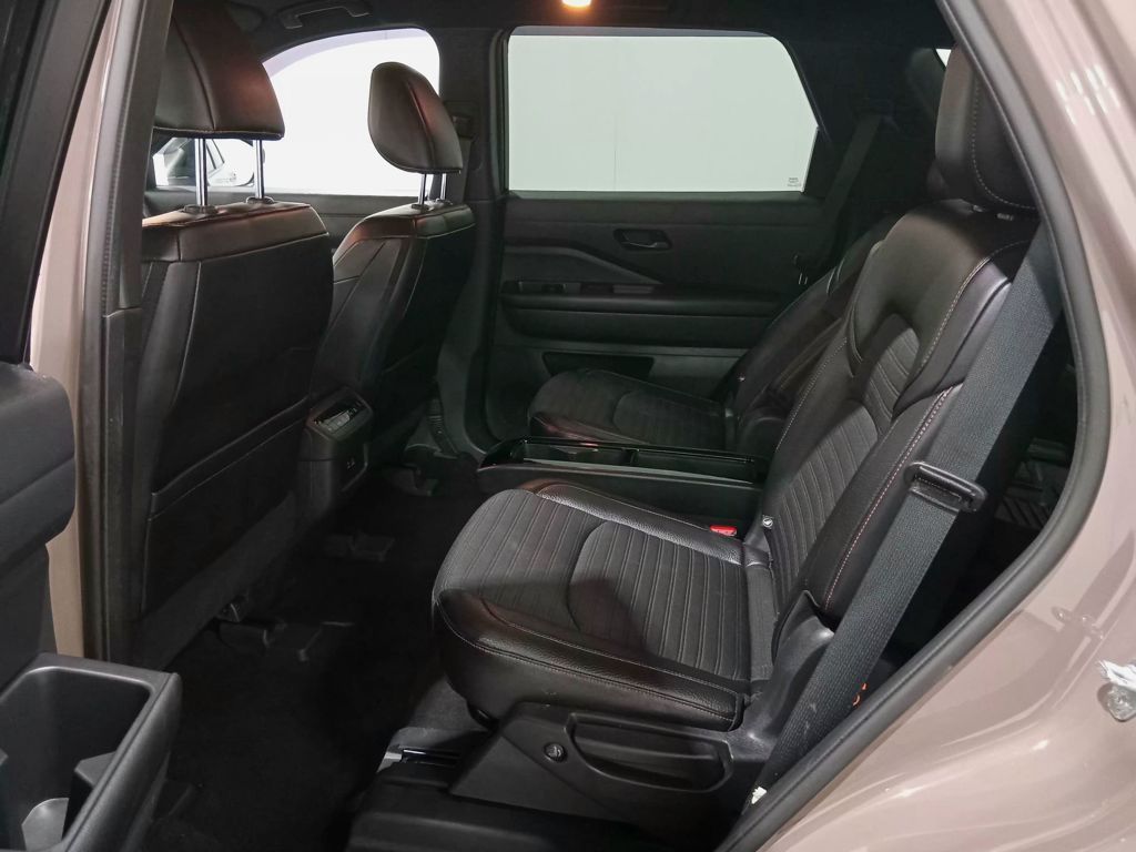 2023 Nissan Pathfinder Rock Creek 4WD