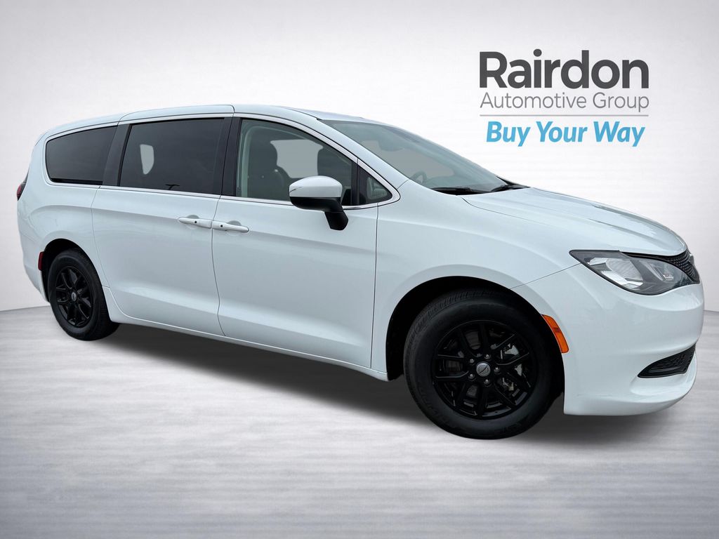 Bright White Clearcoat 2023 Chrysler Voyager Minivan Front-Wheel Drive 9-Speed Automatic