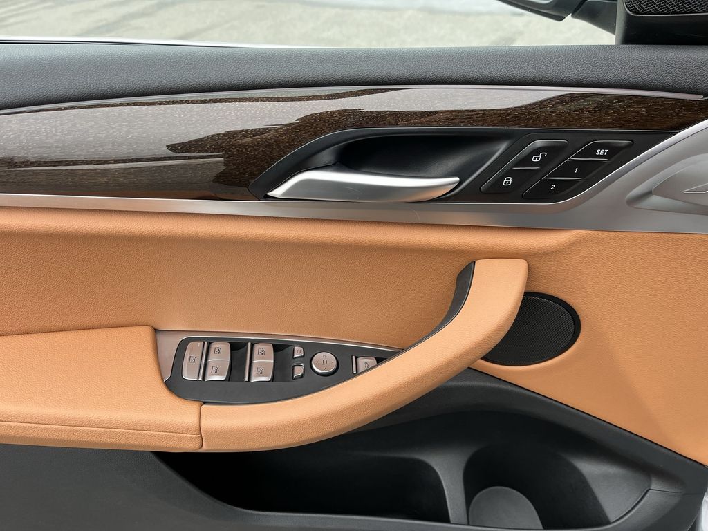 Thumbnail: 2023 BMW X3 - 13