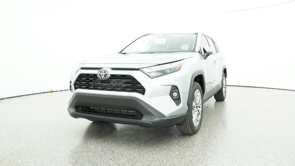 Thumbnail: 2025 Toyota RAV4 - 17