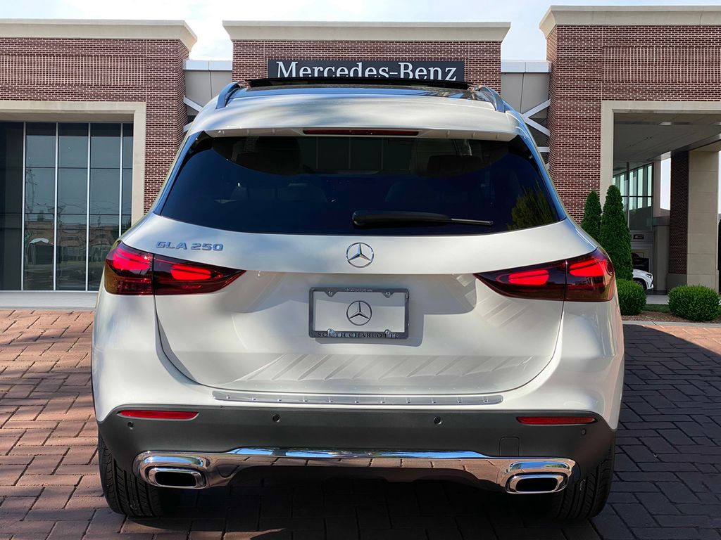 2025 Mercedes-Benz GLA 250 5