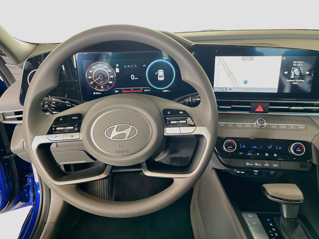 Used 2024 Blue Hyundai SEL image 11