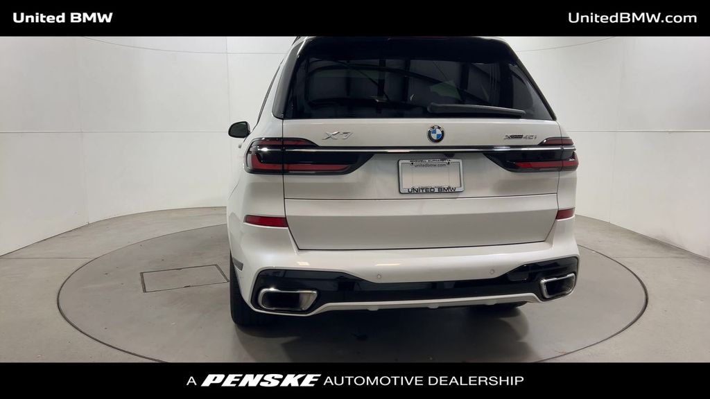 2023 BMW X7 xDrive40i 7