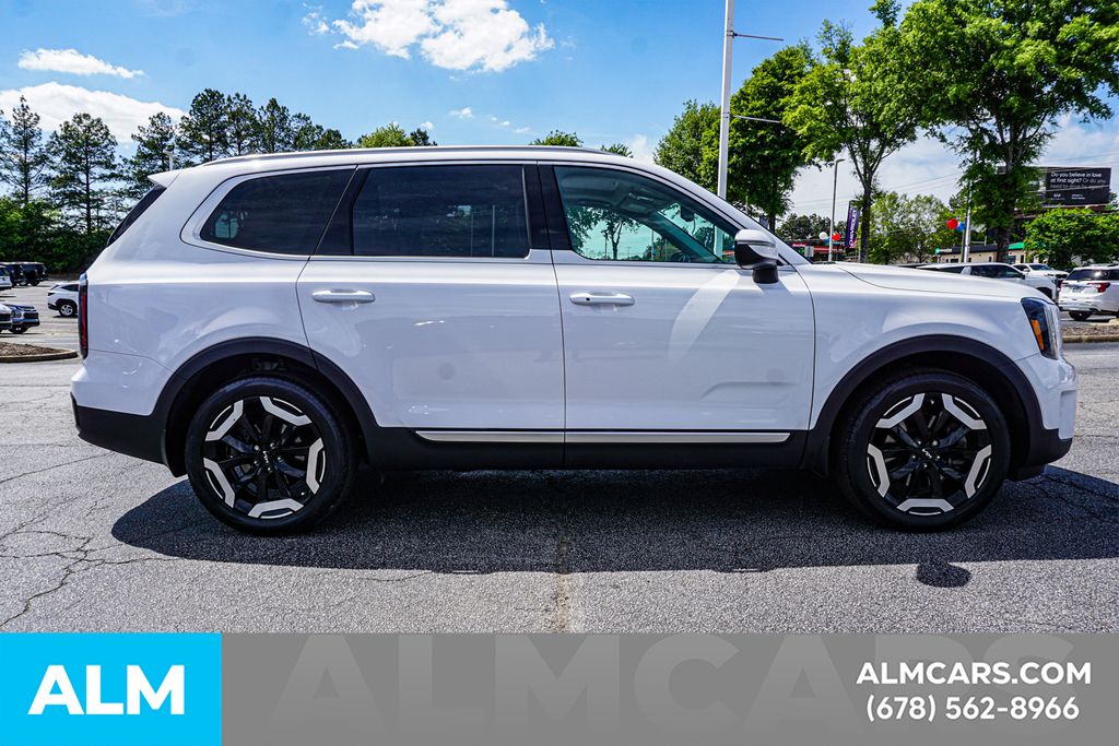 Used 2024 White Kia EX image 9