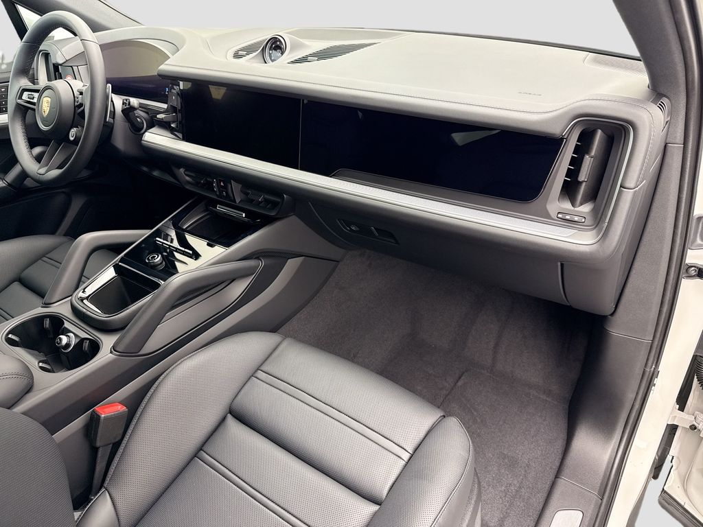 Thumbnail: 2026 Porsche  - 20